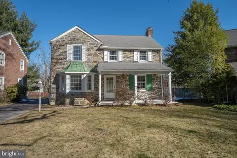 525 Cynwyd Cir, Bala Cynwyd, PA 19004