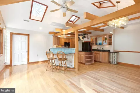 Kitchen - 455 Sharon Dr, Wayne, PA 19087 photo 5 of 5