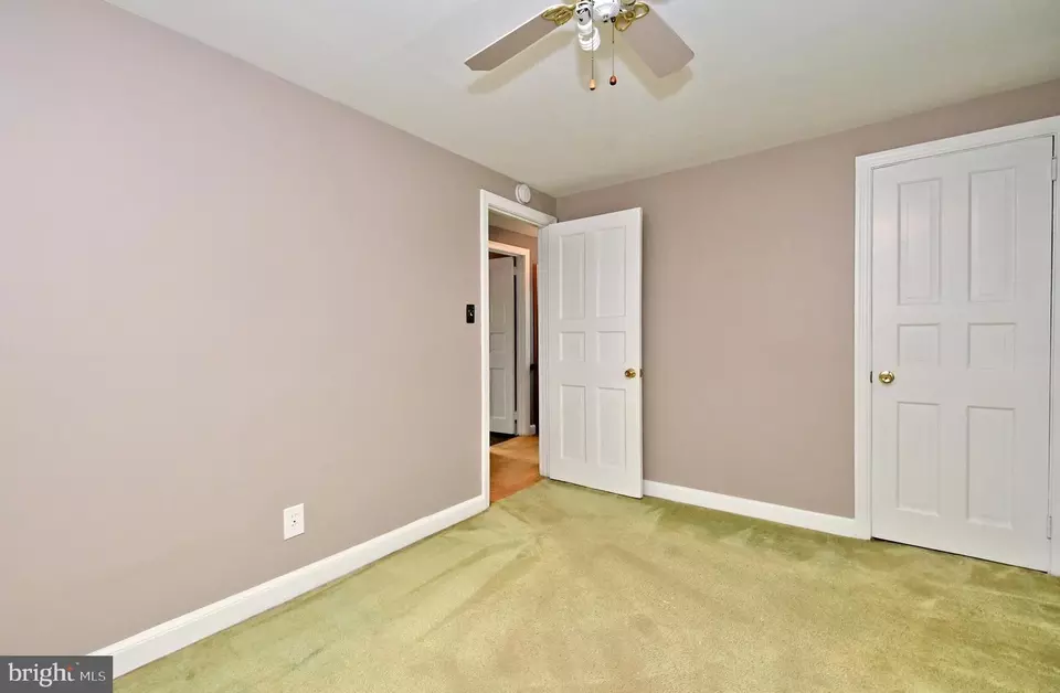 Bedroom - 961 S Hills Blvd, Pottstown, PA 19464 photo 2 of 3