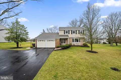 352 Yoder Rd, Harleysville, PA 19438
