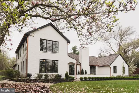 211 Plymouth Rd, Blue Bell, PA 19422