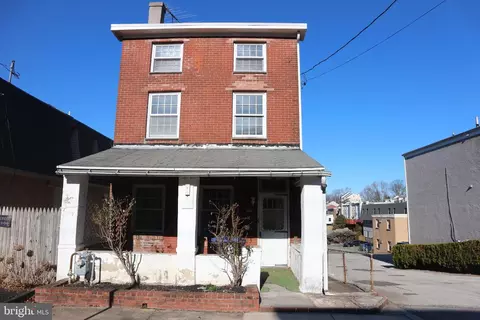 214 Maple St, Conshohocken, PA 19428