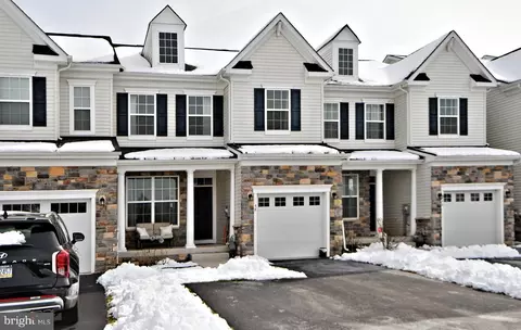 48 Witter Cir, Phoenixville, PA 19460