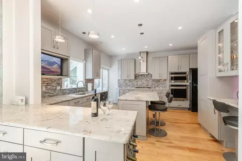 401 Clairemont Rd, Villanova, PA 19085