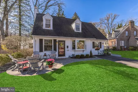 132 College Ave, Flourtown, PA 19031