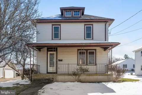 28 W Reliance Rd, Telford, PA 18969