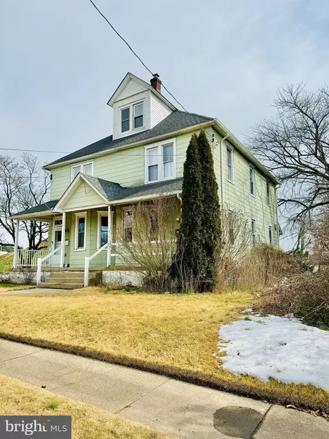 303 Meetinghouse Rd, Horsham, PA 19044
