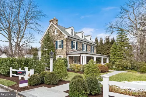 138 Rose Ln, Haverford, PA 19041