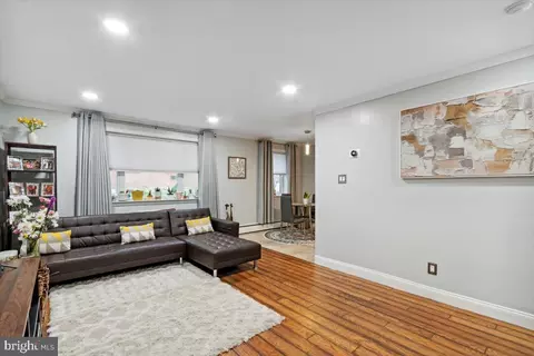 1600 Church Rd #D-103, Wyncote, PA 19095