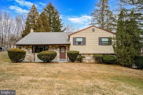 1917 Limekiln Pike, Dresher, PA 19025