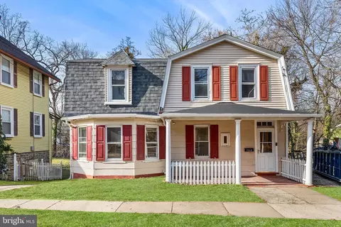 7312 Chestnut Ave, Elkins Park, PA 19027