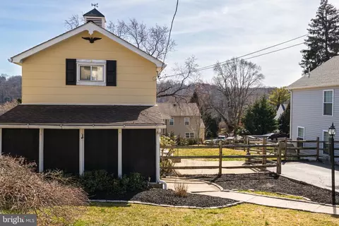 355 Dehaven St, Conshohocken, PA 19428
