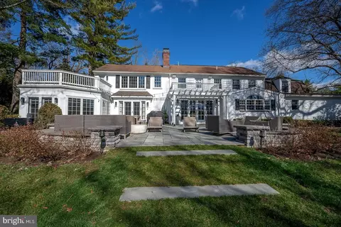 1129 Rock Creek Rd, Gladwyne, PA 19035