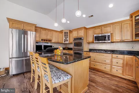 Kitchen - 537 Bob White Ter, Wayne, PA 19087 photo 1 of 2