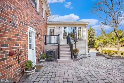 Exterior - 537 Bob White Ter, Wayne, PA 19087 photo 6 of 14