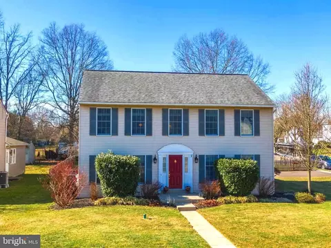 2956 Denbeigh, Hatfield, PA 19440