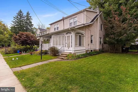 207 W Walnut St, North Wales, PA 19454