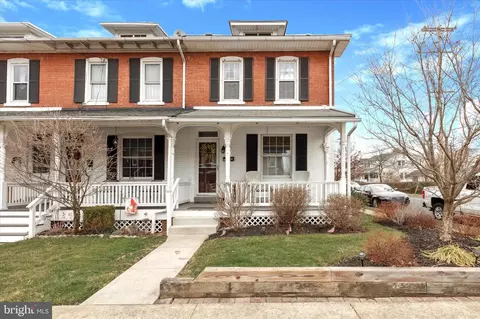 59 E 4th St, Lansdale, PA 19446