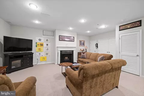 Living - 1135 Brians Way, Wayne, PA 19087 photo 5 of 5