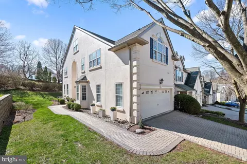 Exterior - 1135 Brians Way, Wayne, PA 19087 photo 6 of 7
