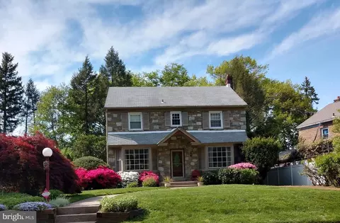 7820 Oak Lane Rd, Cheltenham, PA 19012