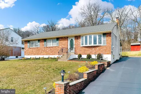 443 Penn Rd, Plymouth Meeting, PA 19462