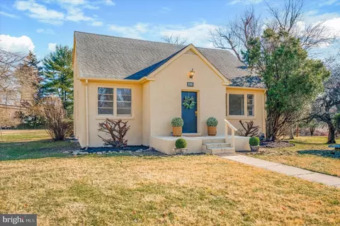 1012 Cromwell Rd, Glenside, PA 19038