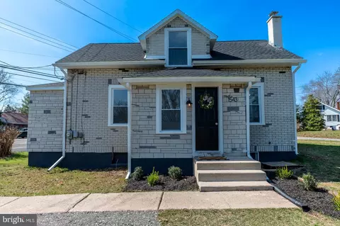 1543 E Philadelphia Ave, Gilbertsville, PA 19525