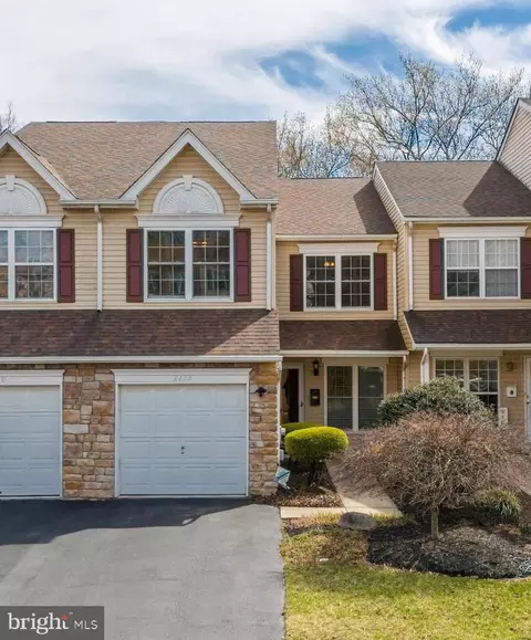 2128 Birch Dr, Lafayette Hill, PA 19444
