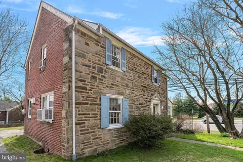 Exterior - 2 Poe Ave, Wyncote, PA 19095 photo 2 of 7