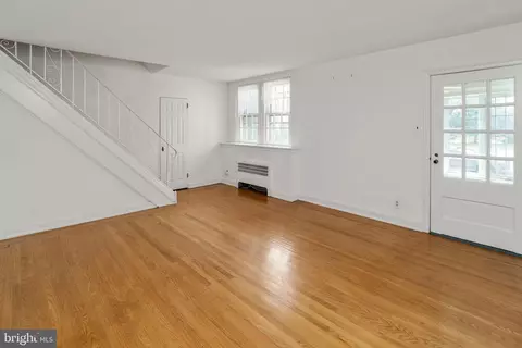 Entry Way - 2 Poe Ave, Wyncote, PA 19095 photo 2 of 2