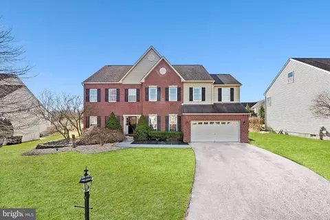 7 Camelot Way, Harleysville, PA 19438
