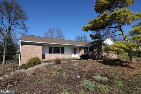 257 W Reliance Rd, Souderton, PA 18964