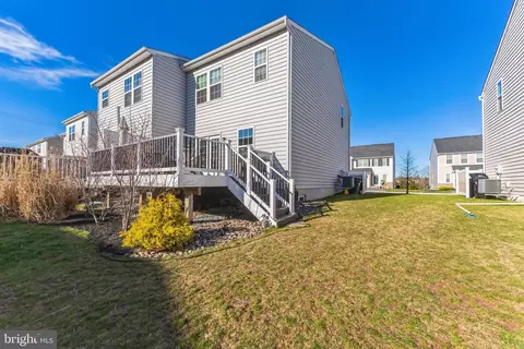 111 Kati Ct, Gilbertsville, PA 19525