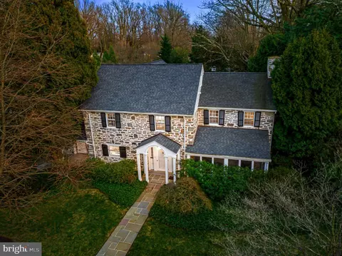 735 Clarendon Rd, Penn Valley, PA 19072