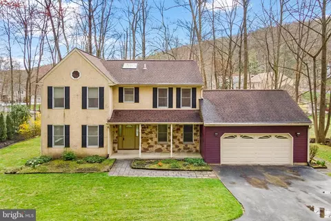 240 Lantern Ln, Gulph Mills, PA 19428
