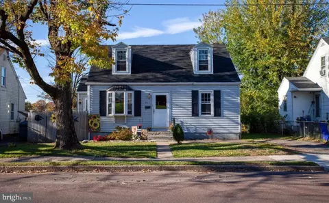867 N Adams St, Pottstown, PA 19464