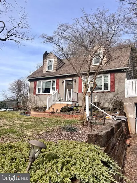 488 Manatawny St, Pottstown, PA 19464