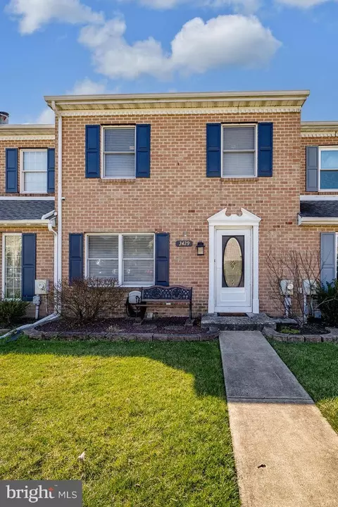 3429 Foxfield Cir, Perkiomenville, PA 18074