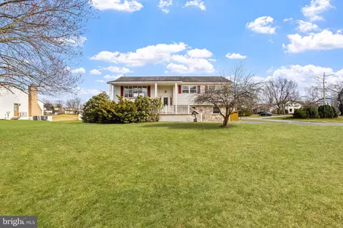 120 S Werstler Ave, Gilbertsville, PA 19525