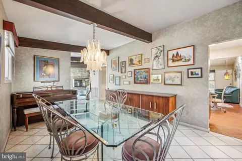 Dining - 804 Pardee Ln, Wyncote, PA 19095 photo 3 of 3