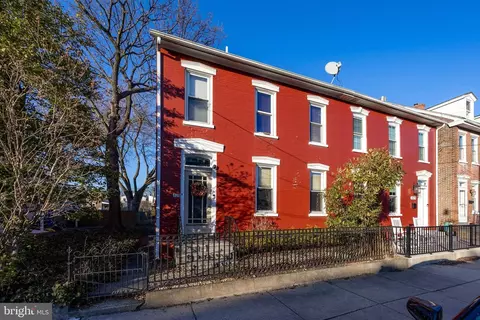 325 Cherry St, Pottstown, PA 19464