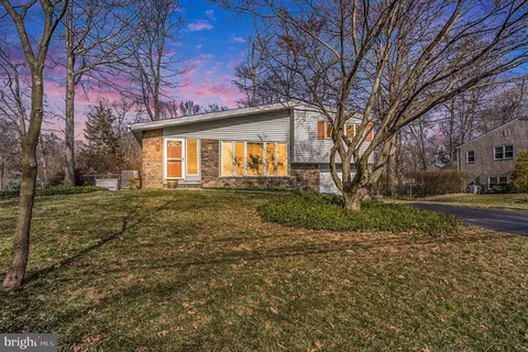 1849 Pulaski Dr, Blue Bell, PA 19422