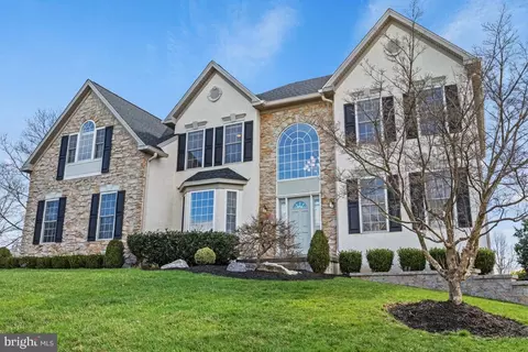 2542 Stony Crk, Lansdale, PA 19446
