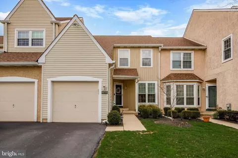 455 Country Club Dr, Lansdale, PA 19446