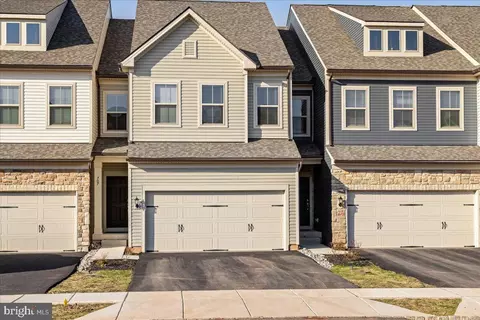 707 Finlay Dr, Souderton, PA 18964