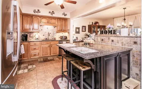 162 Hopewell Ln, Telford, PA 18969