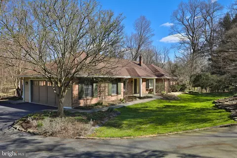 1503 Valley View Dr, Gwynedd Valley, PA 19437