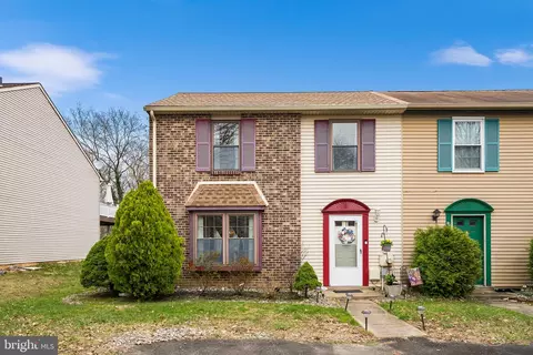 43 Loggers Mill Rd, Horsham, PA 19044