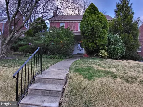 7520 Brookfield Rd, Elkins Park, PA 19027